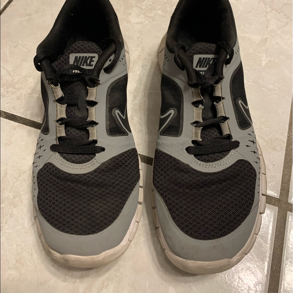 Women’s Nike tennis